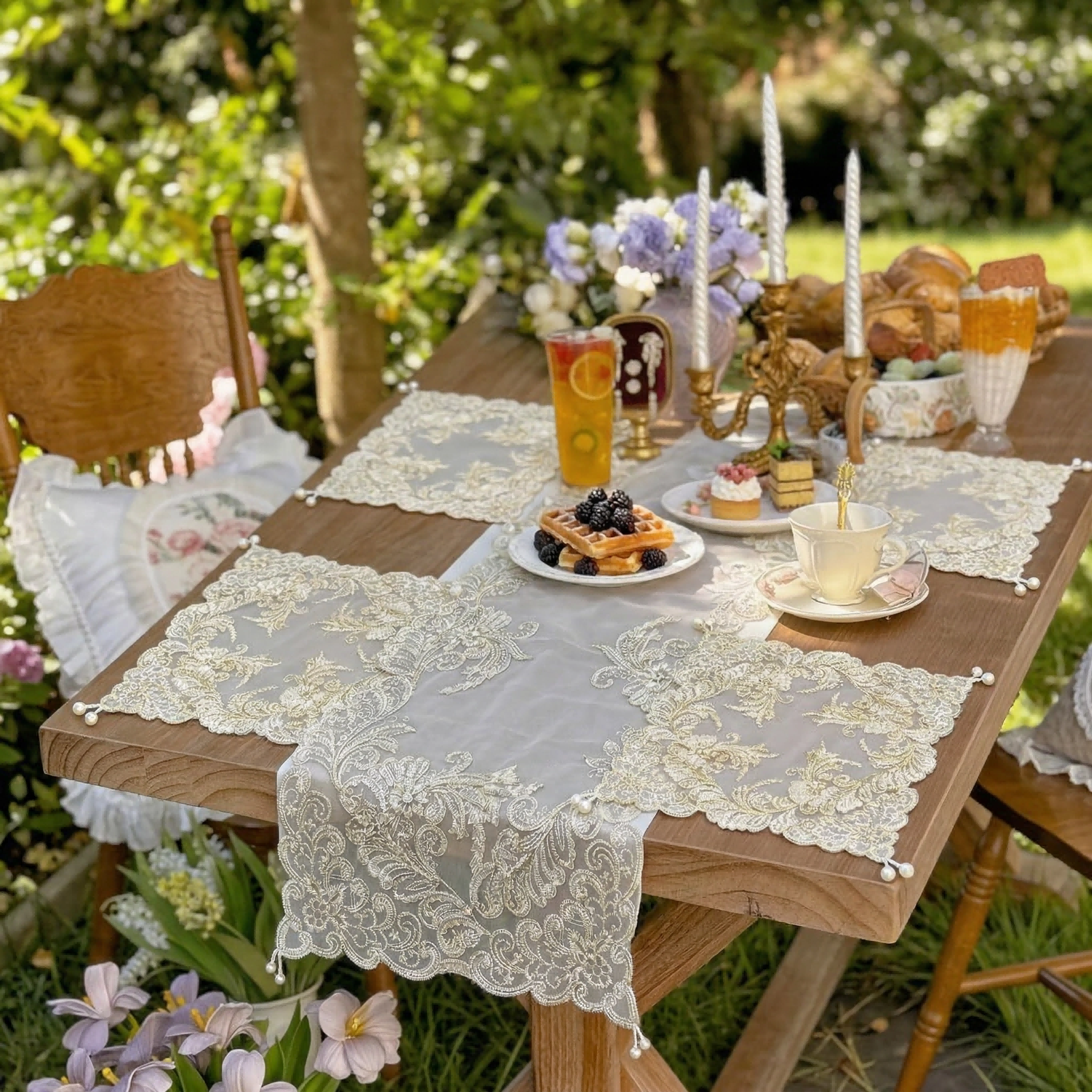 Embroidery Gold - Table Runner Set With Napkin Placemat