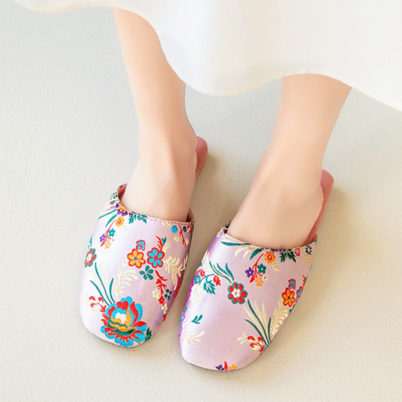 Elegant Chinese Style Embroide - Embroidery Shoes incelemesi ve fiyatı