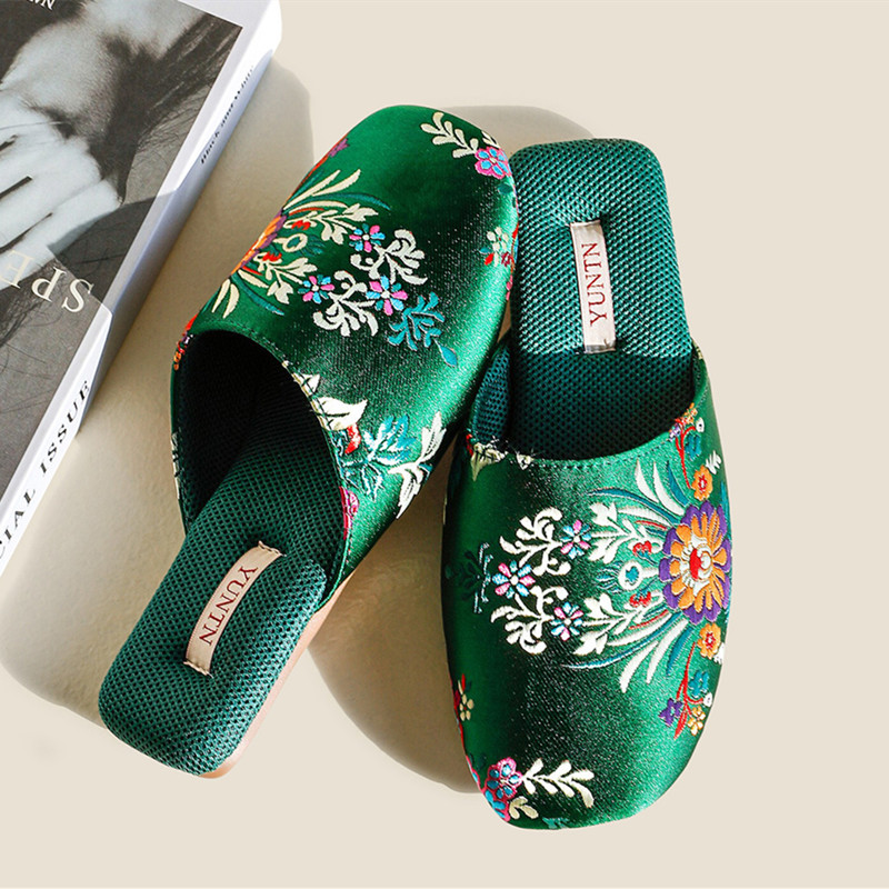 Elegant Chinese Style Embroide - Embroidery Shoes incelemesi ve fiyatı