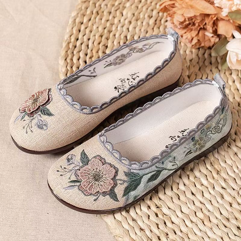Women Spring Autumn New Flat s - Embroidery Shoes incelemesi ve fiyatı