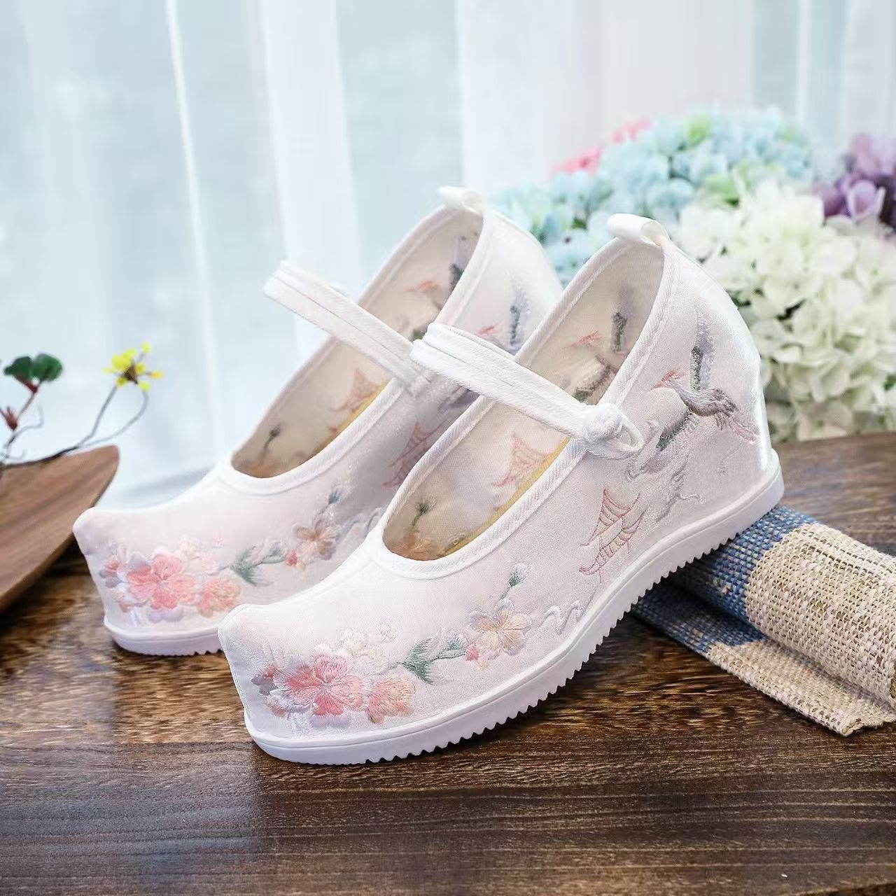 Women Increased Internal Embro - Embroidery Shoes incelemesi ve fiyatı