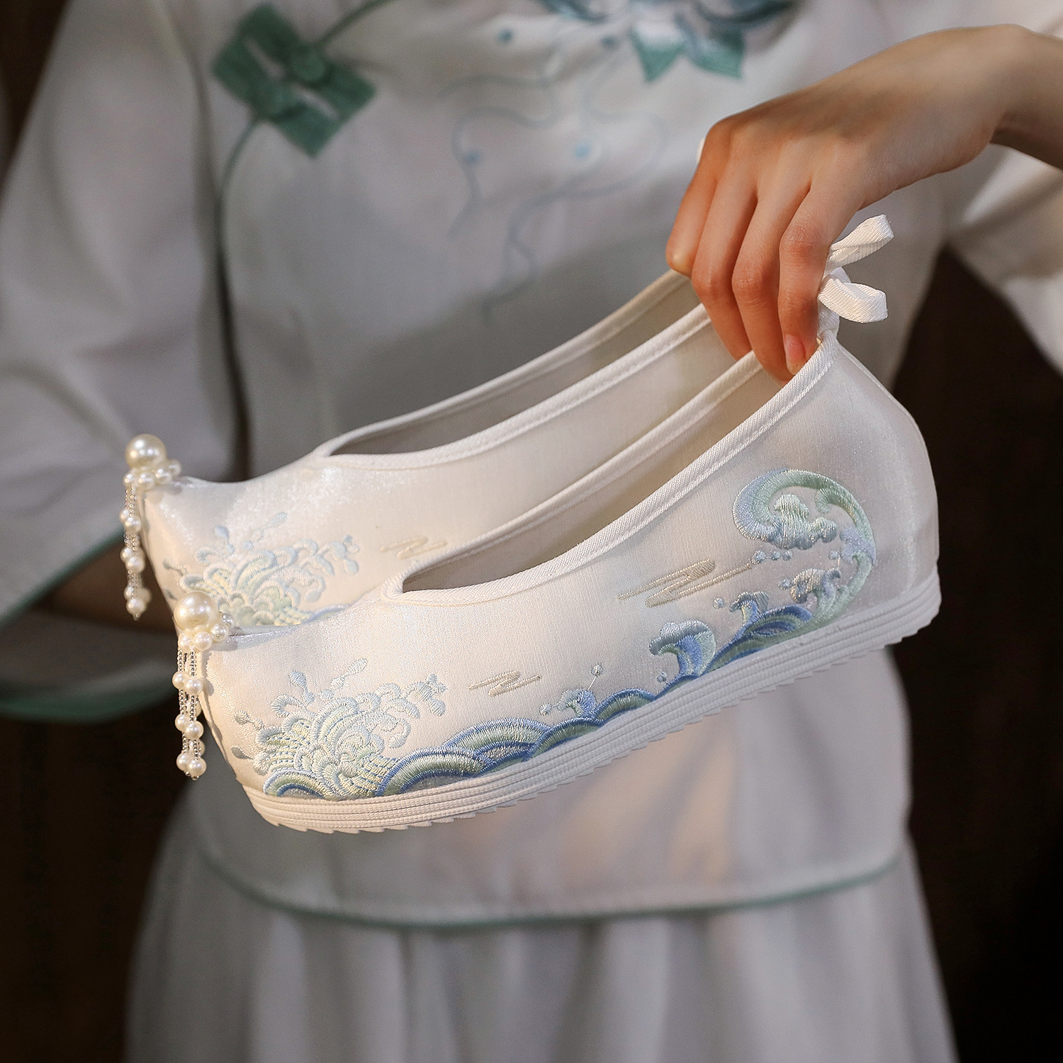 Waves Hanfu Shoes Female Embro - Embroidery Shoes incelemesi ve fiyatı