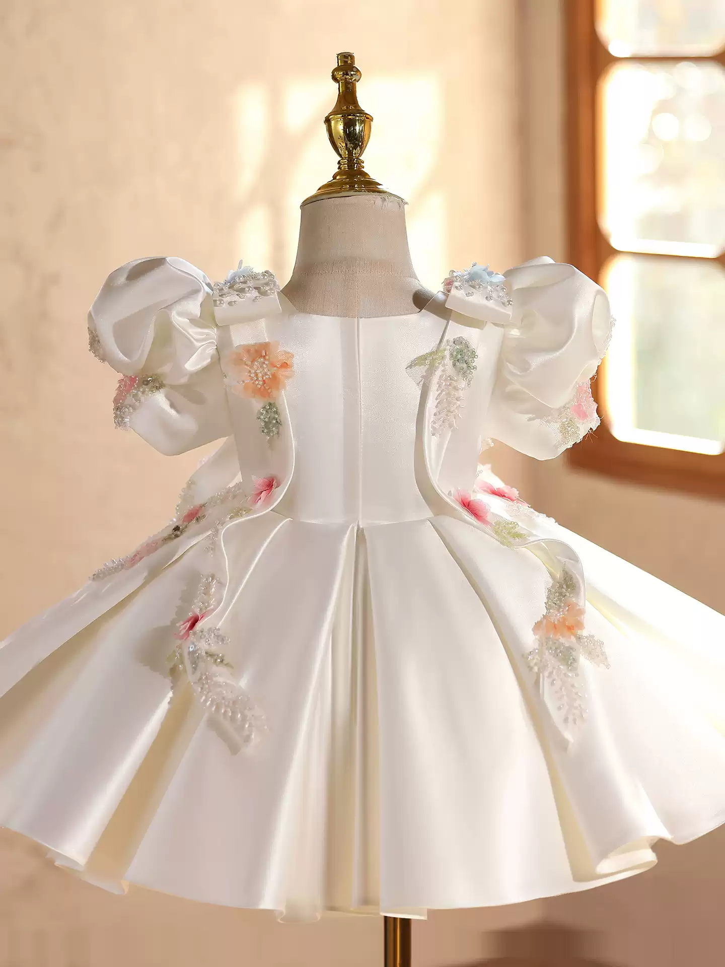 Baby first birthday party dres - Embroidery Abaya incelemesi ve fiyatı