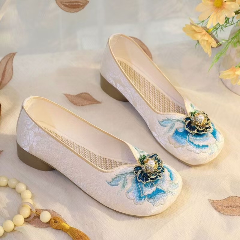 Woman Low Heel Embroidered Clo - Embroidery Shoes incelemesi ve fiyatı
